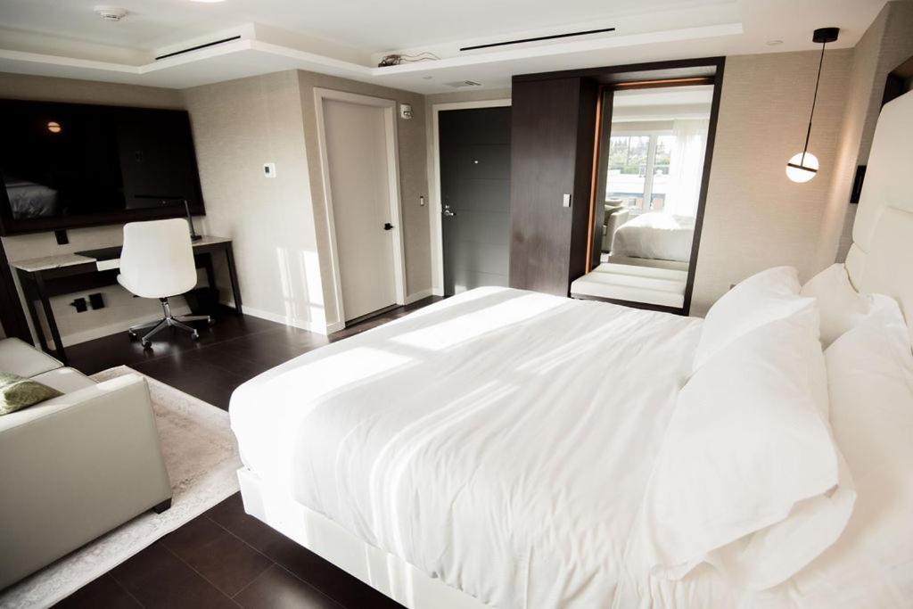 The Reid Hotel Vanderhoof Exterior foto